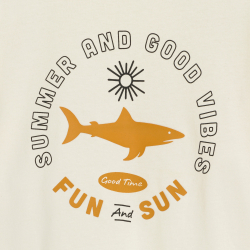 تيشيرت بأكمام قصيرة مزين...